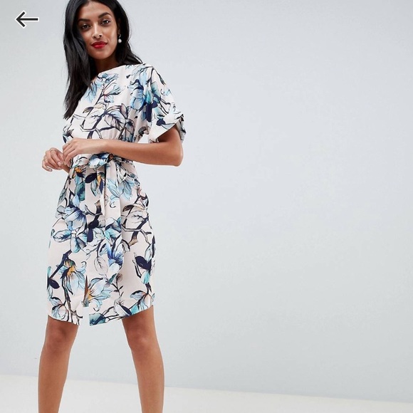 Closet Dresses & Skirts - *NWOT* ASOS Closet London Midi Split Dress